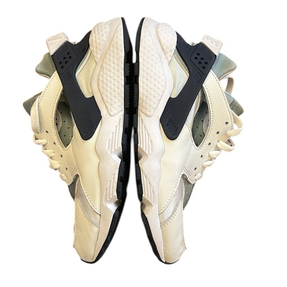 Nike Air Huarache Sneaker Shoe White Sage Black Athletic Run Train Walk Size 7.5 - Picture 10 of 16